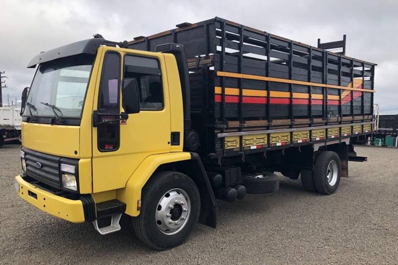 Ford Cargo1215 - 95/95 2