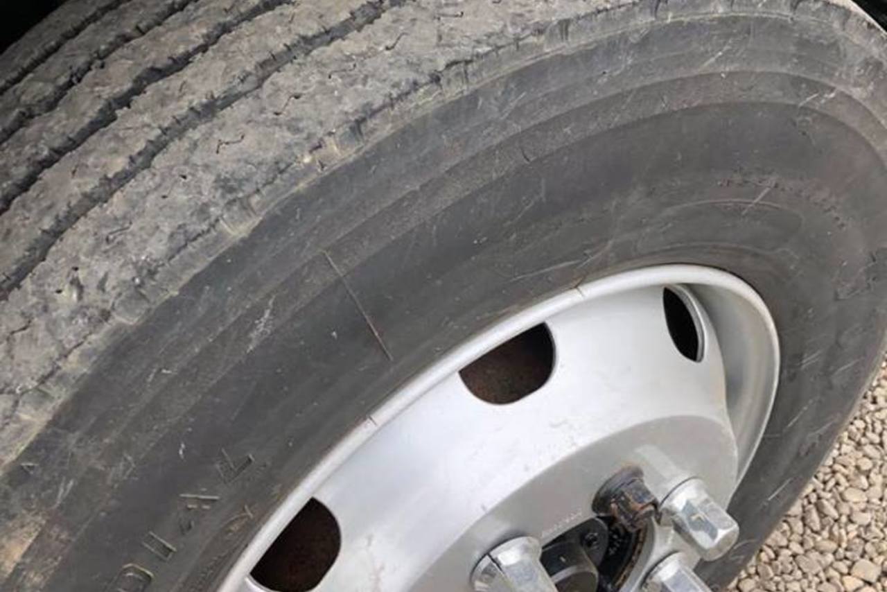 Ford Cargo1215 - 95/95 9