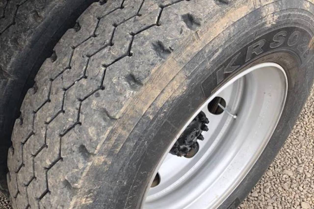 Ford Cargo1215 - 95/95 10