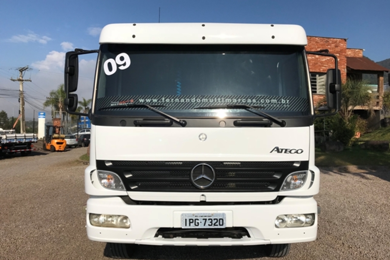Mercedes Benz Atego 2425 - 08/09 3