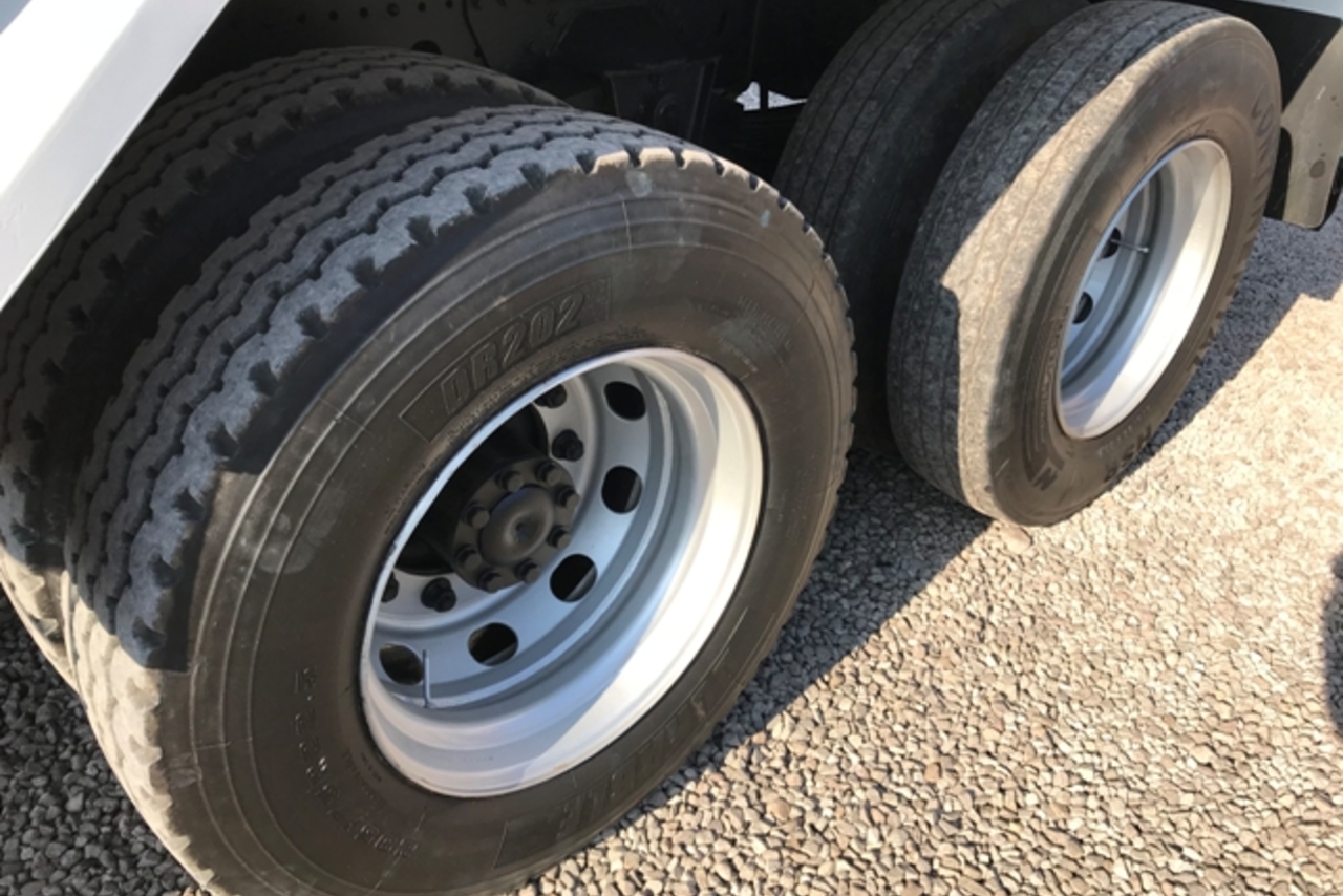 Mercedes Benz Atego 2425 - 08/09 9