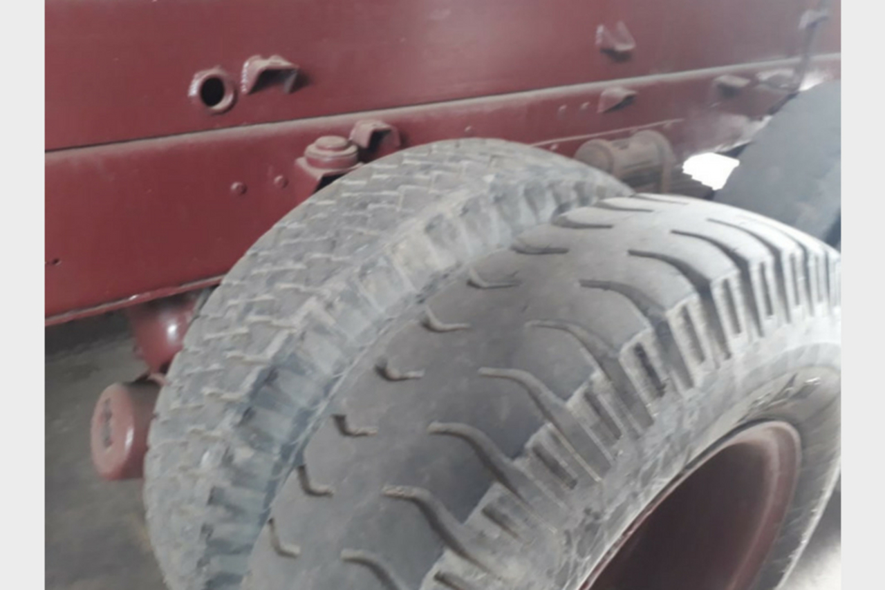 Mercedes Benz MB 2219 - 82 2