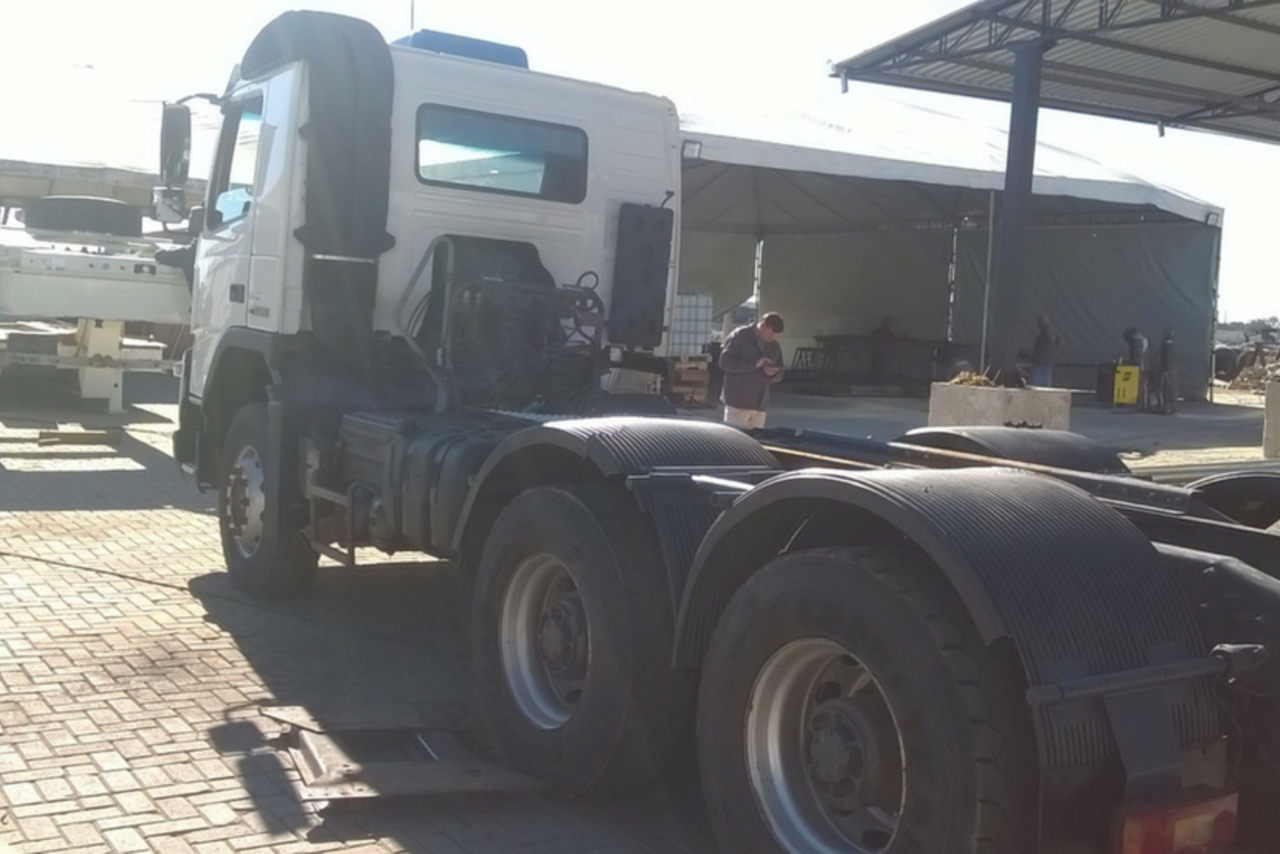 Volvo FMX 500 6x4 Euro 5 - 14 3