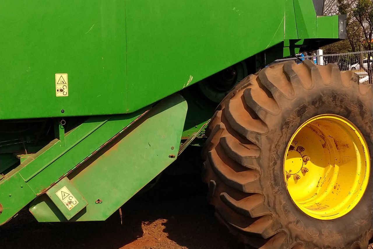 John Deere 1550 - 09/09 7