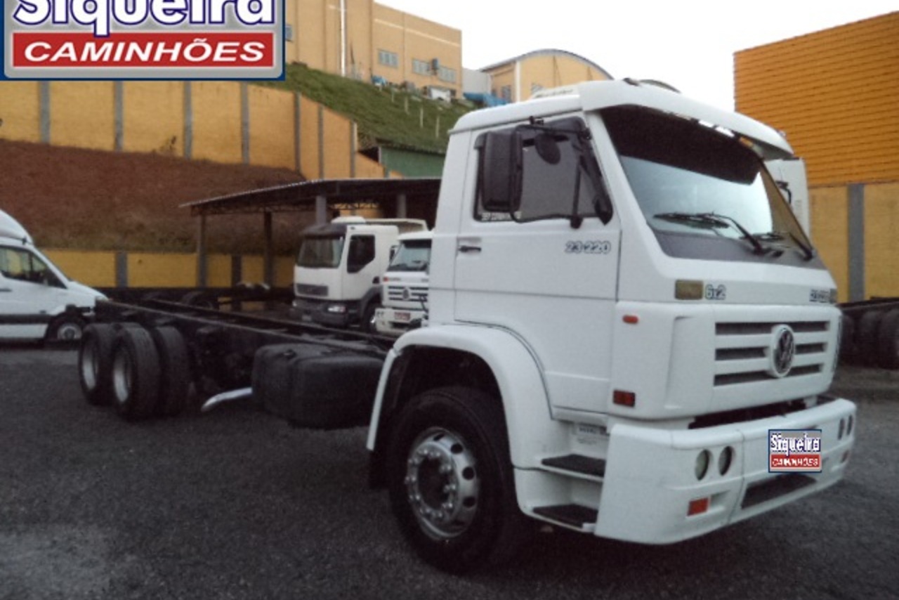 Volkswagen 23 220 - 04/05 5
