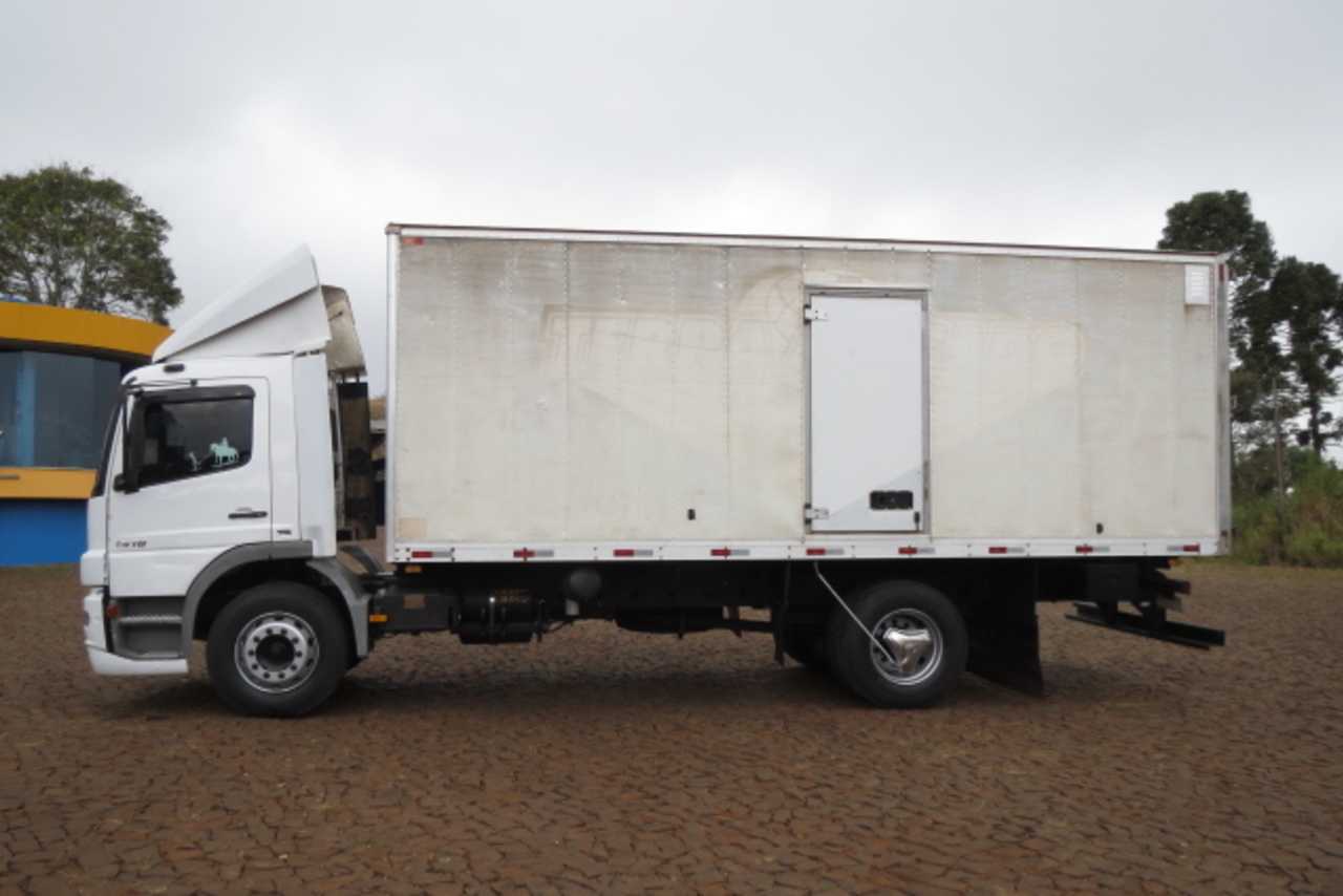 Mercedes Benz MB 1418 - 07/07 3