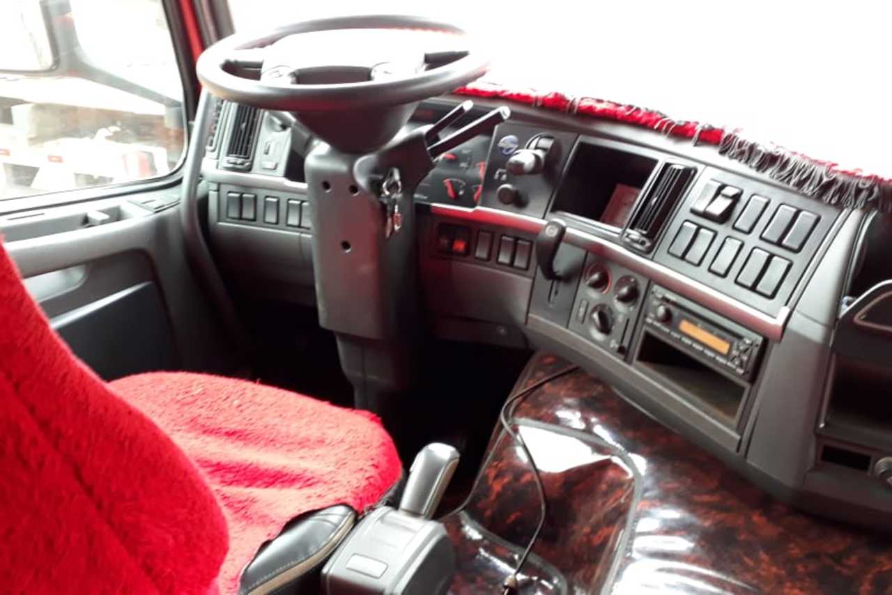 Volvo FM370 - 12/13 4