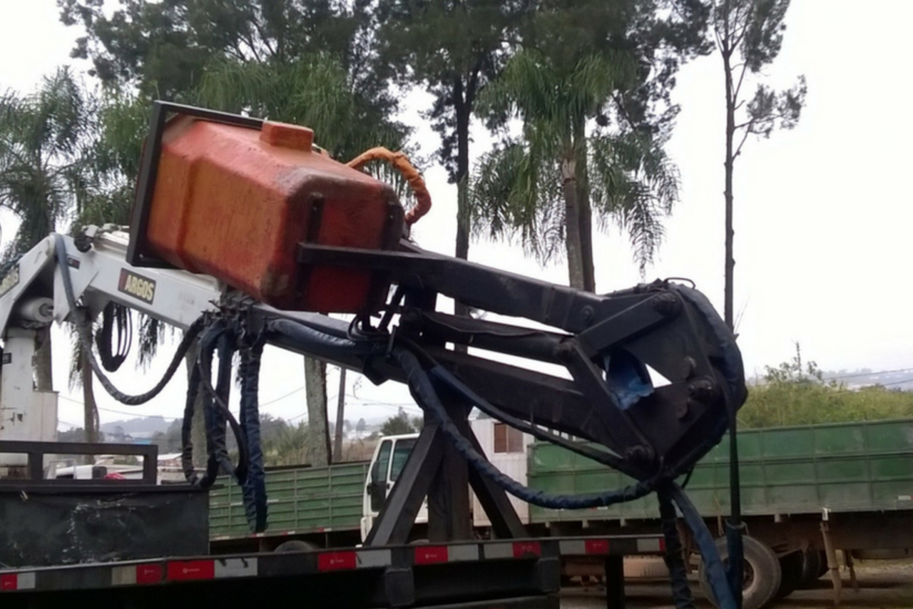 Ford Cargo1517 - 10 4