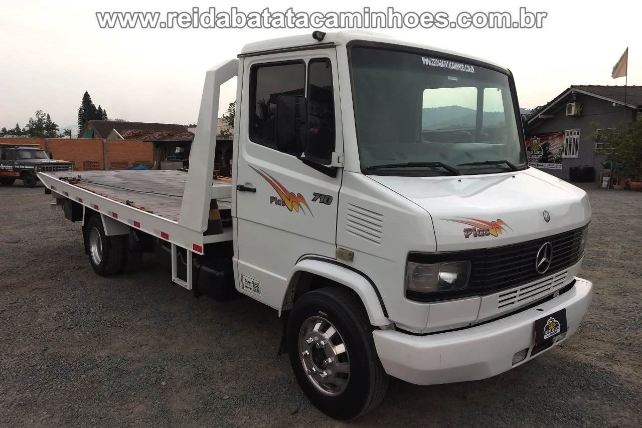 Mercedes Benz MB 710 - 04/04 4