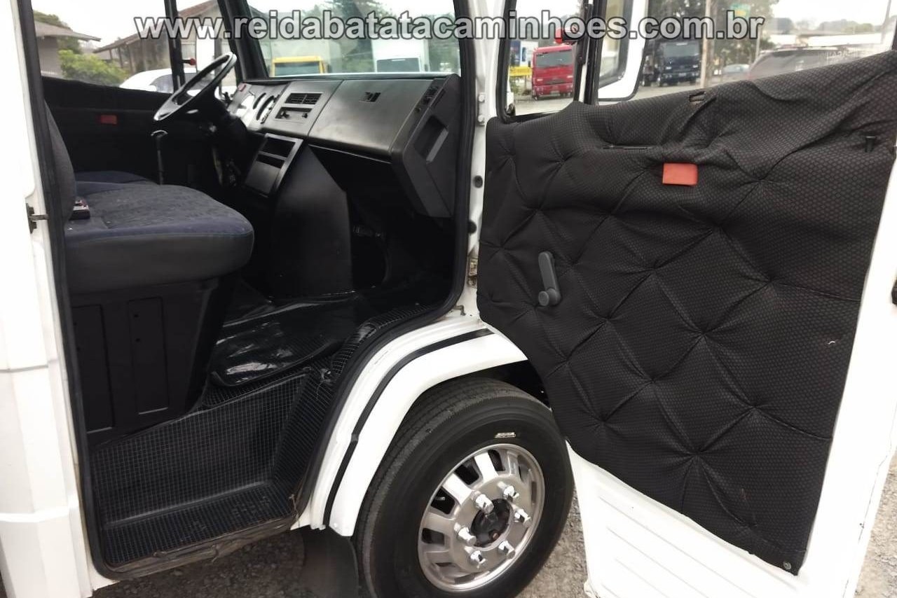 Mercedes Benz MB 710 - 04/04 17