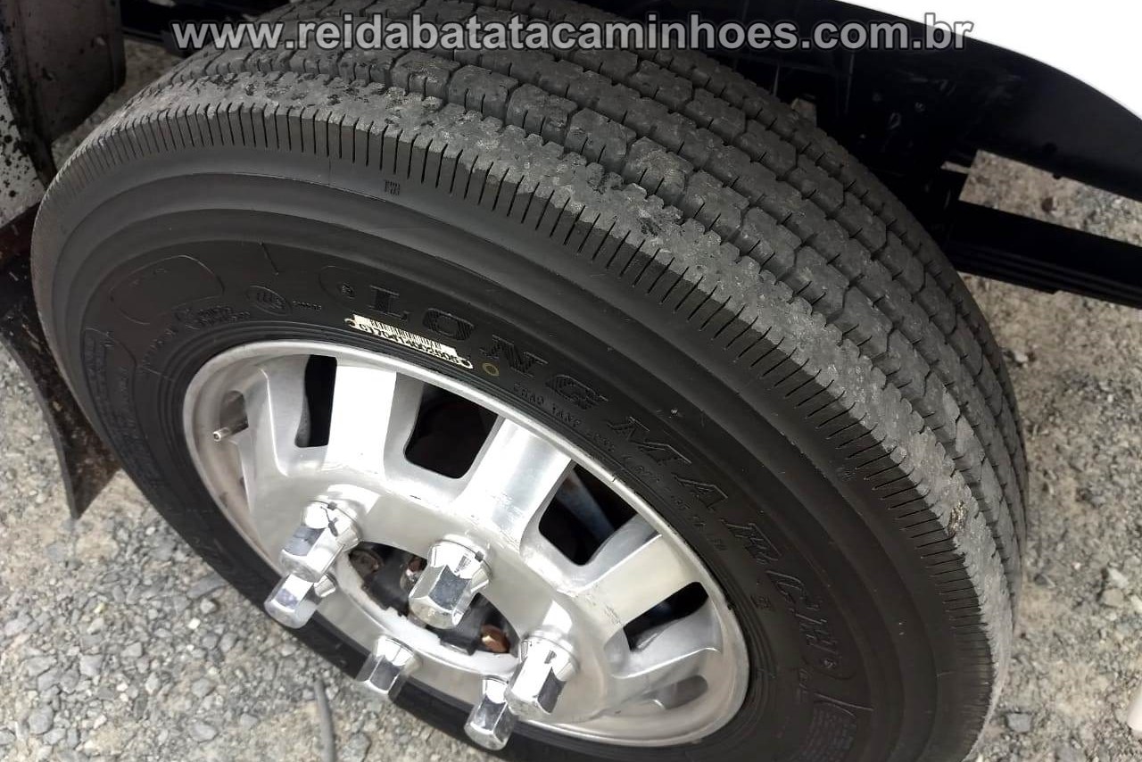 Mercedes Benz MB 710 - 04/04 18
