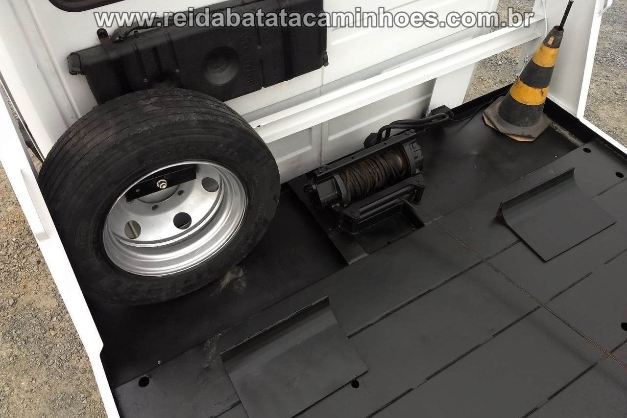 Mercedes Benz MB 710 - 04/04 19