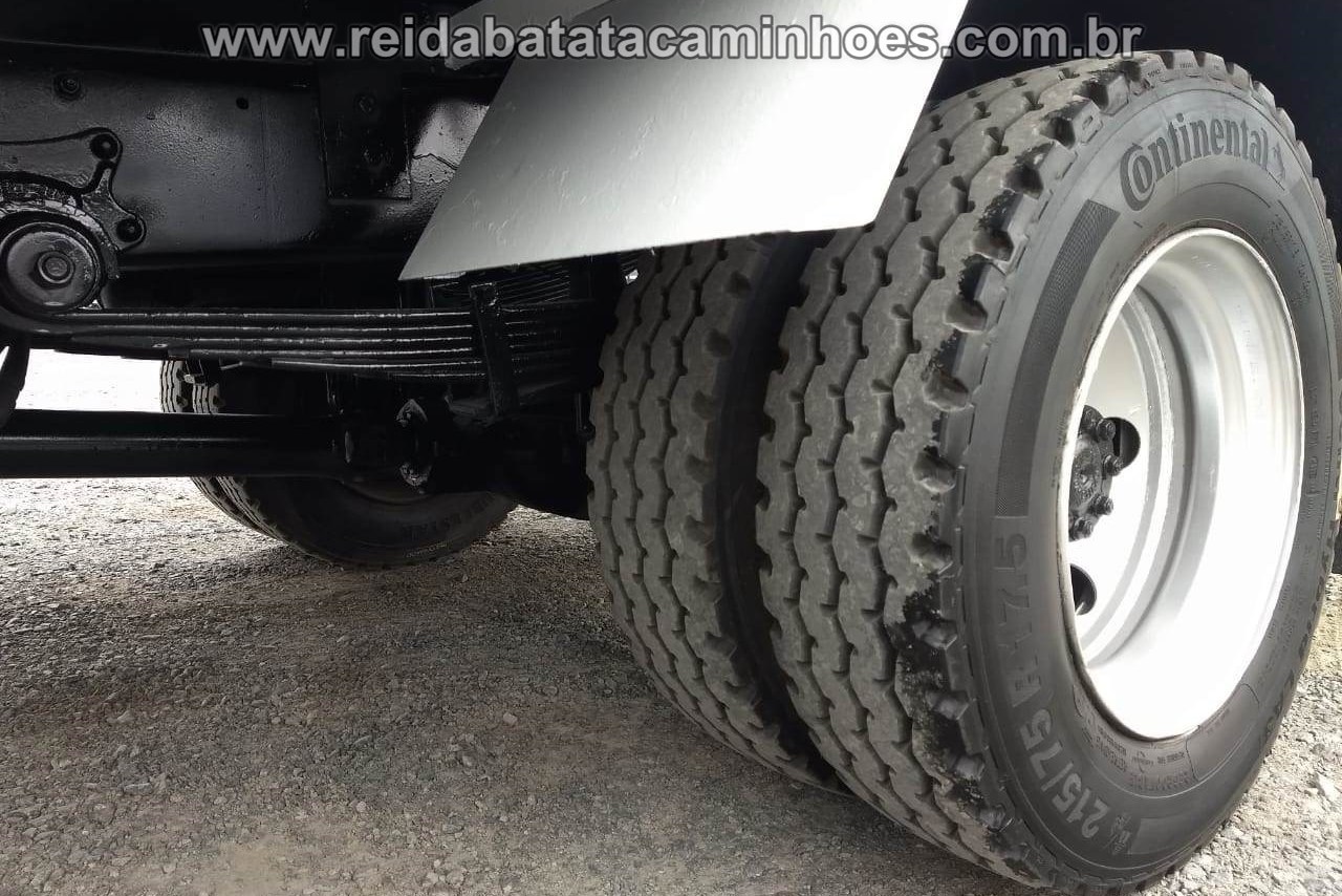 Mercedes Benz MB 710 - 04/04 20