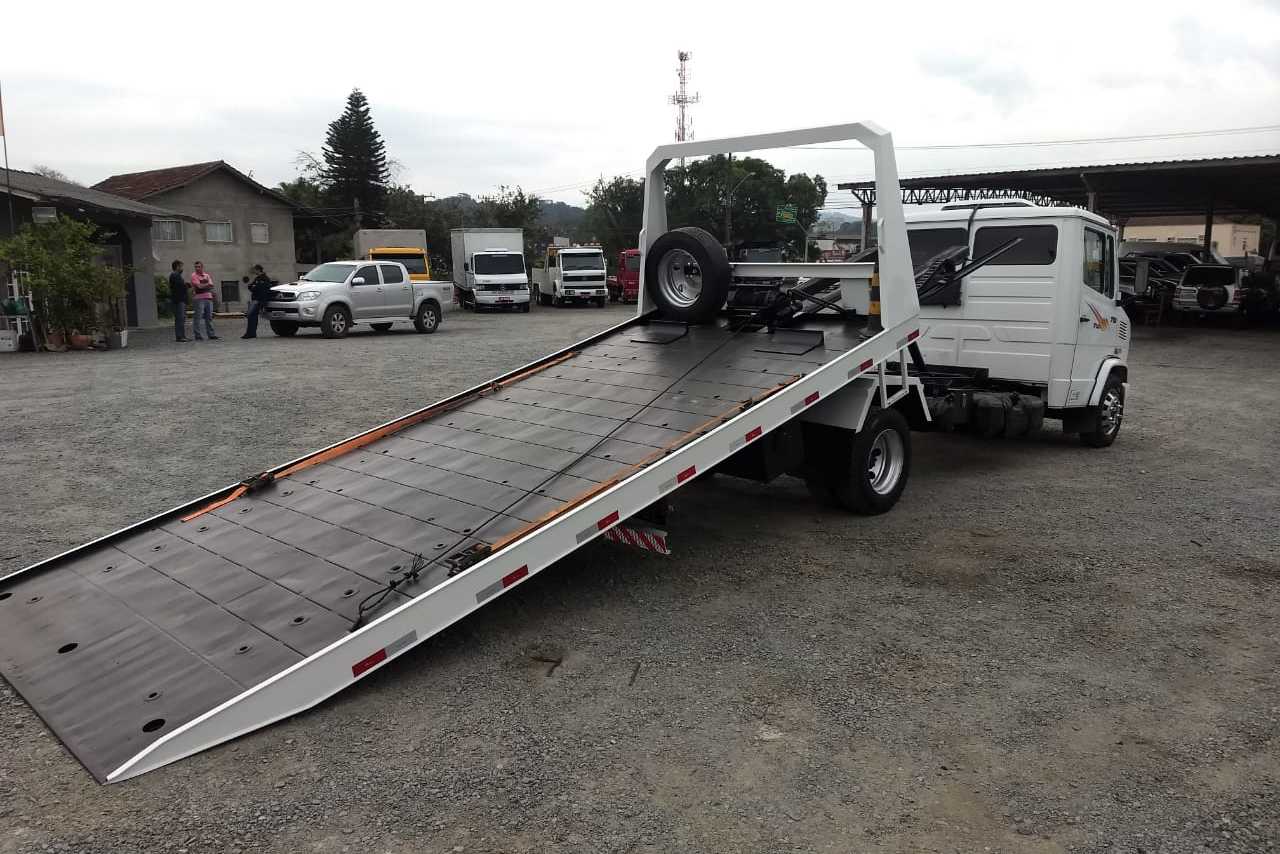 Mercedes Benz MB 710 - 04/04 27