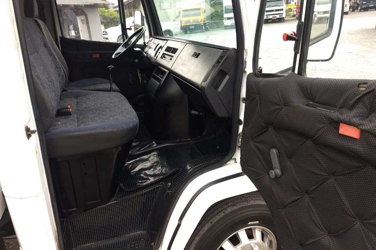 Mercedes Benz MB 710 - 04/04 33
