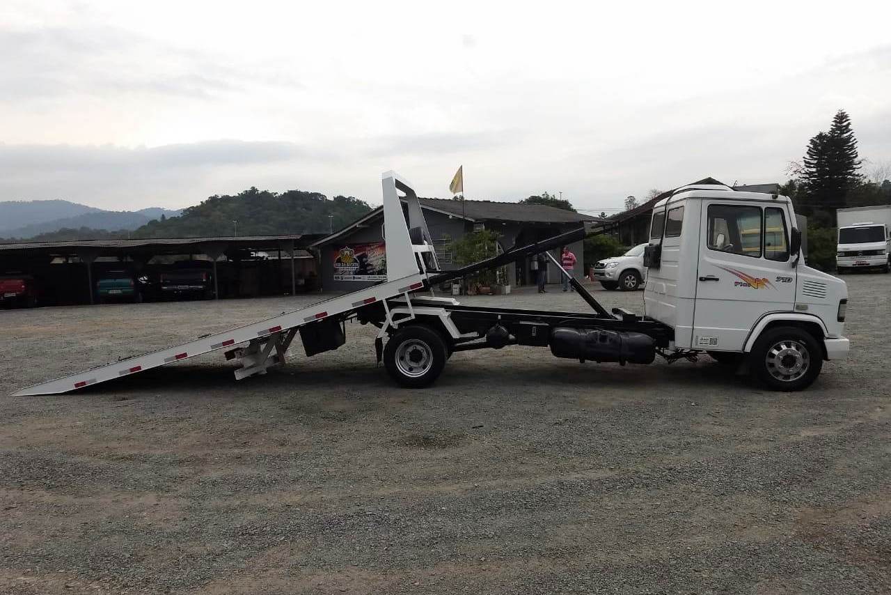 Mercedes Benz MB 710 - 04/04 34