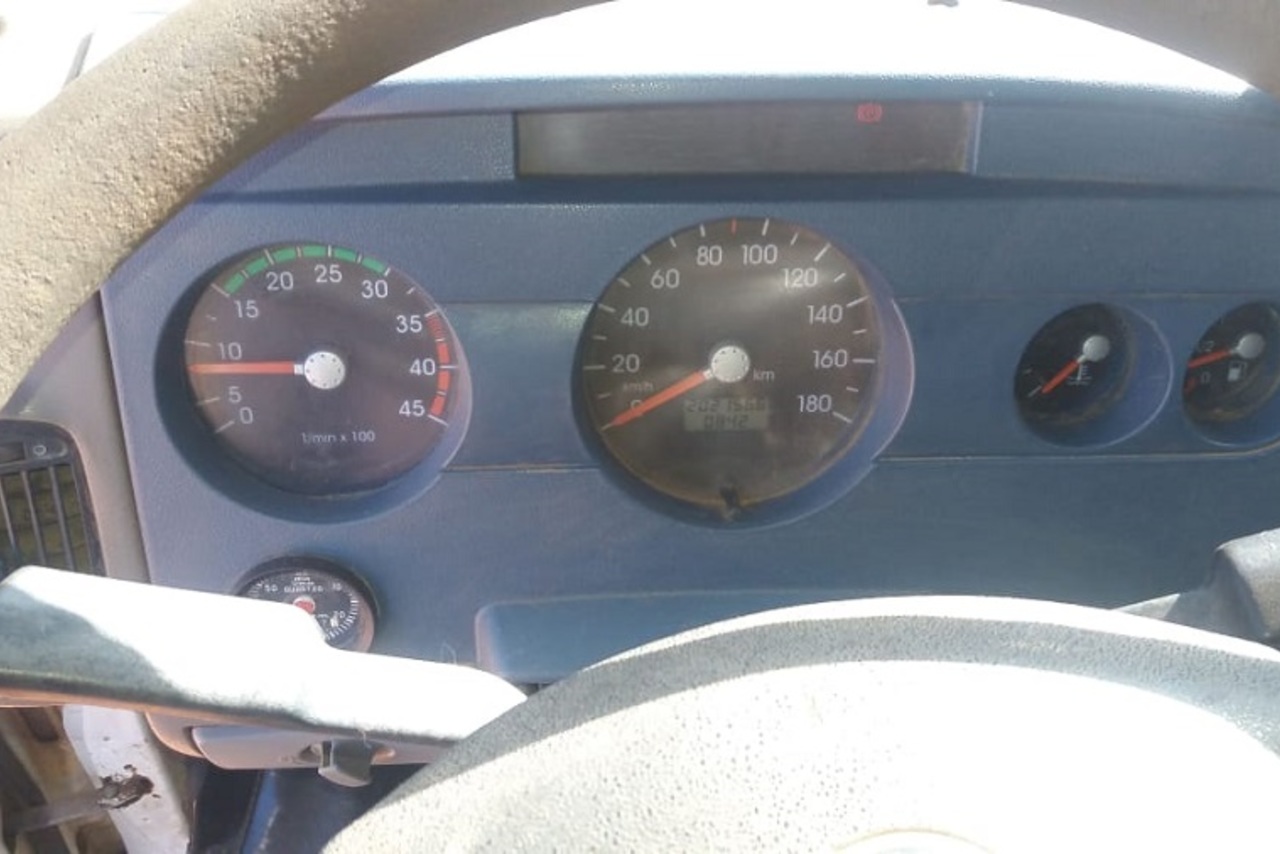 Volkswagen 8 150 - 08/08 2