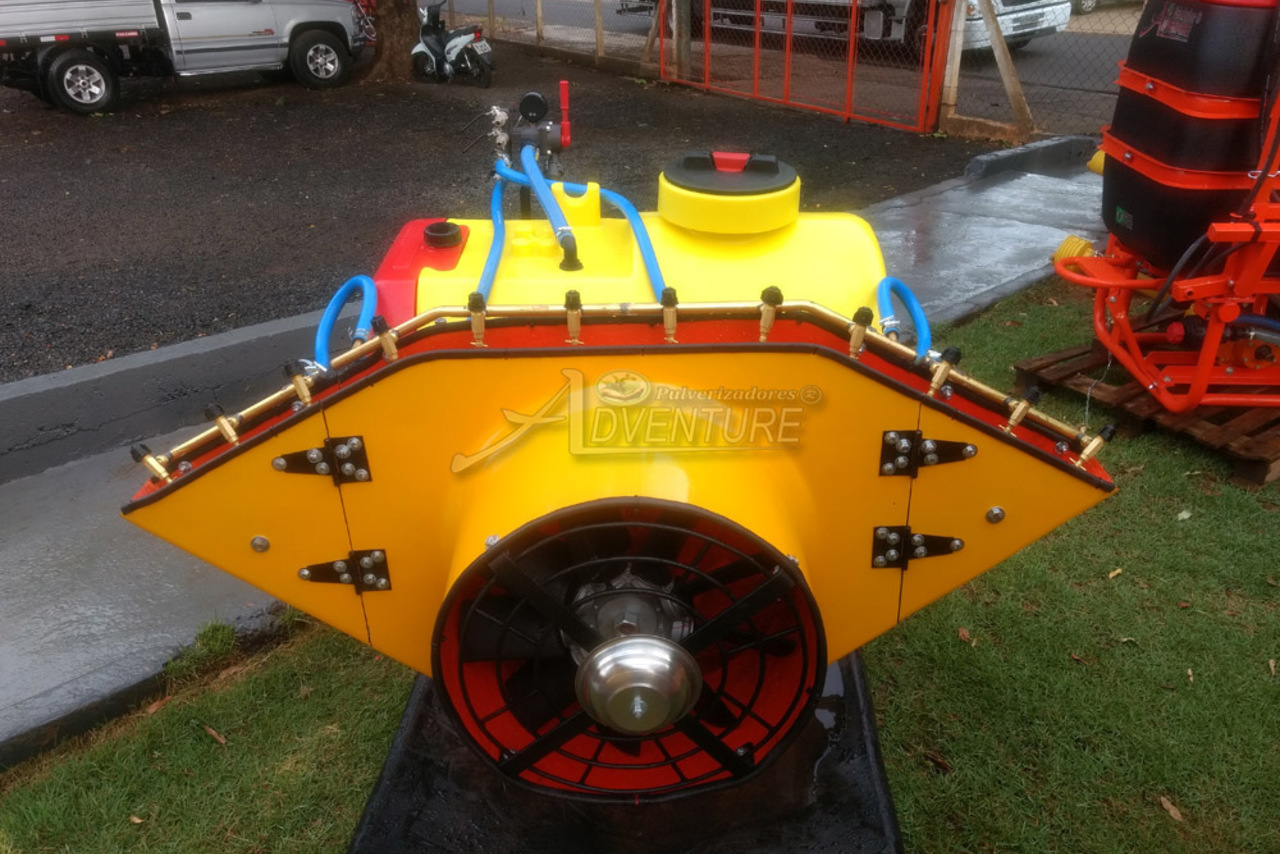Adventure Atomizador P.U. Parreira 200 Litros 530 - 22/22 7