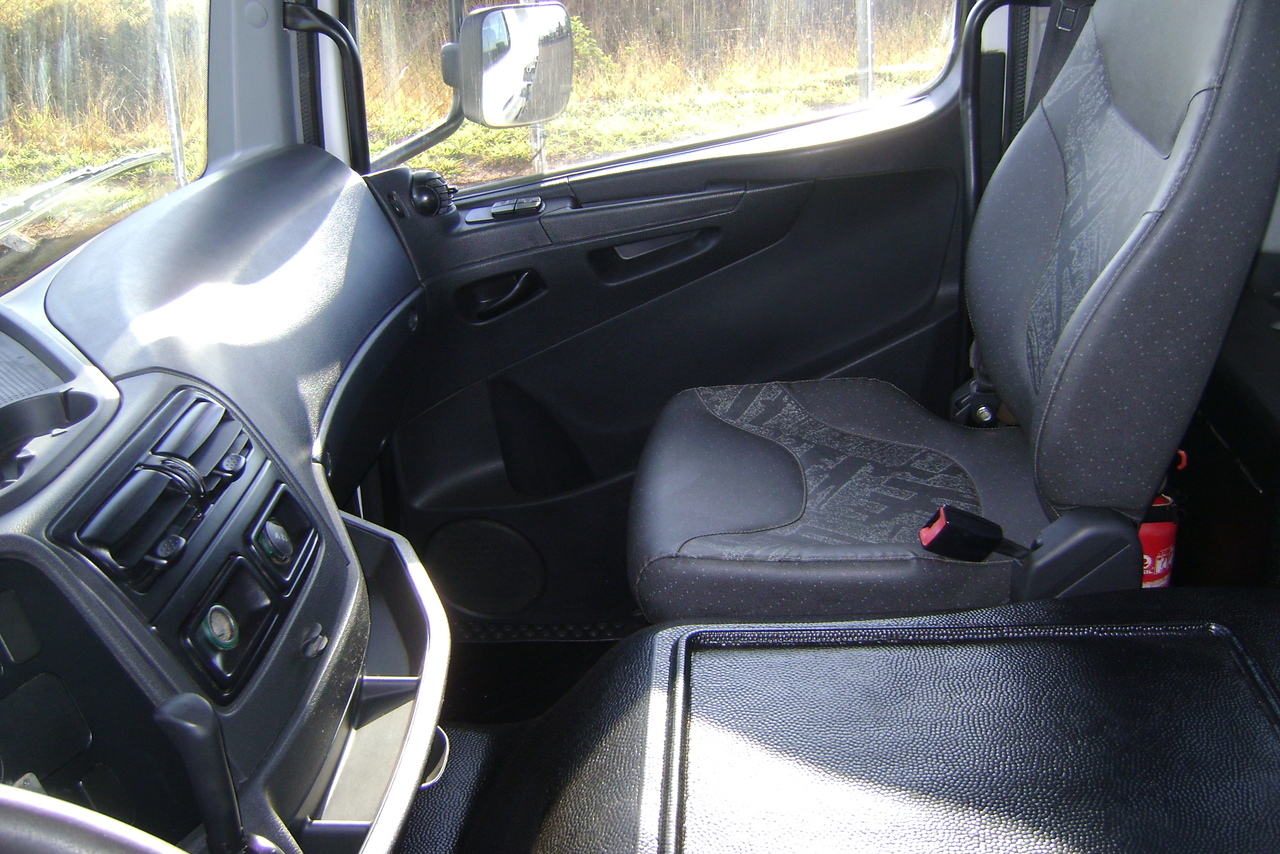 Mercedes Benz Axor 2831 - 13/13 20
