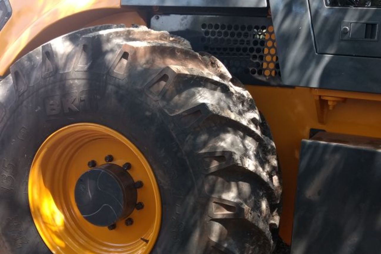 XCMG XS120  - 11/11 2