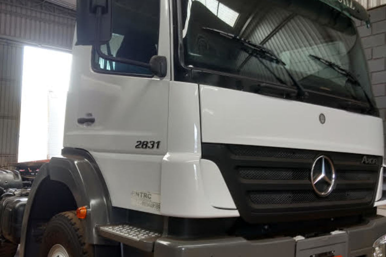 Mercedes Benz Axor 2831 - 09/09 7