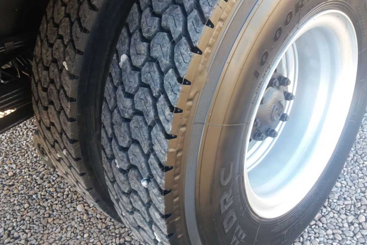 Ford Cargo1517 - 08/09 5