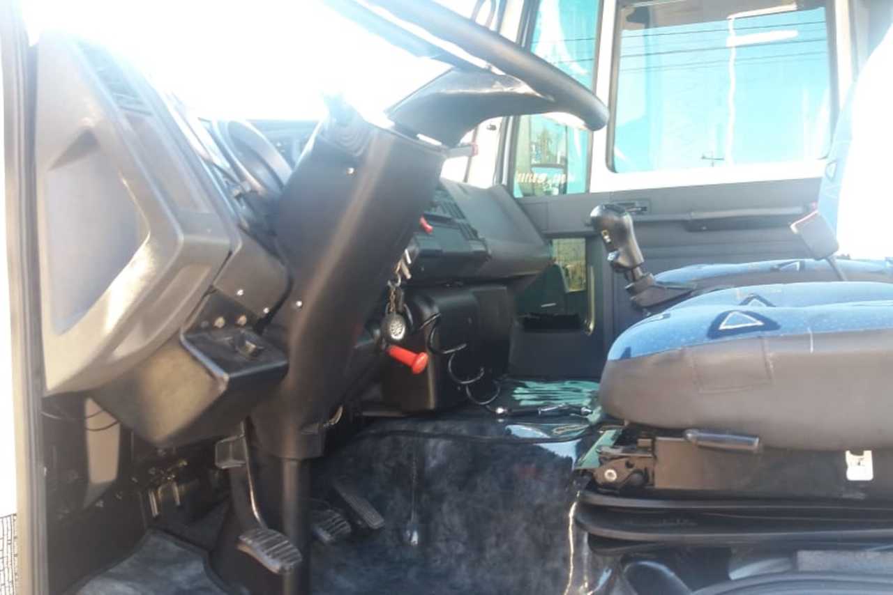 Ford Cargo1517 - 08/09 6