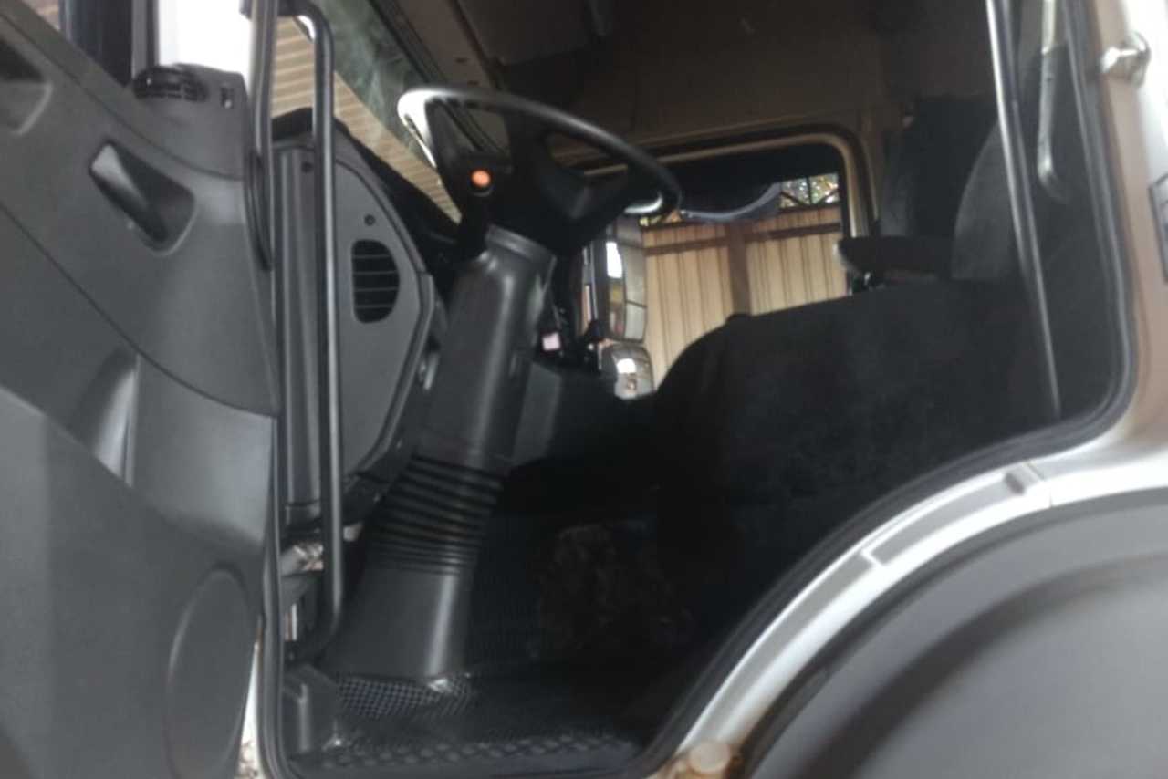 Mercedes Benz Axor 2644 - 13/13 9