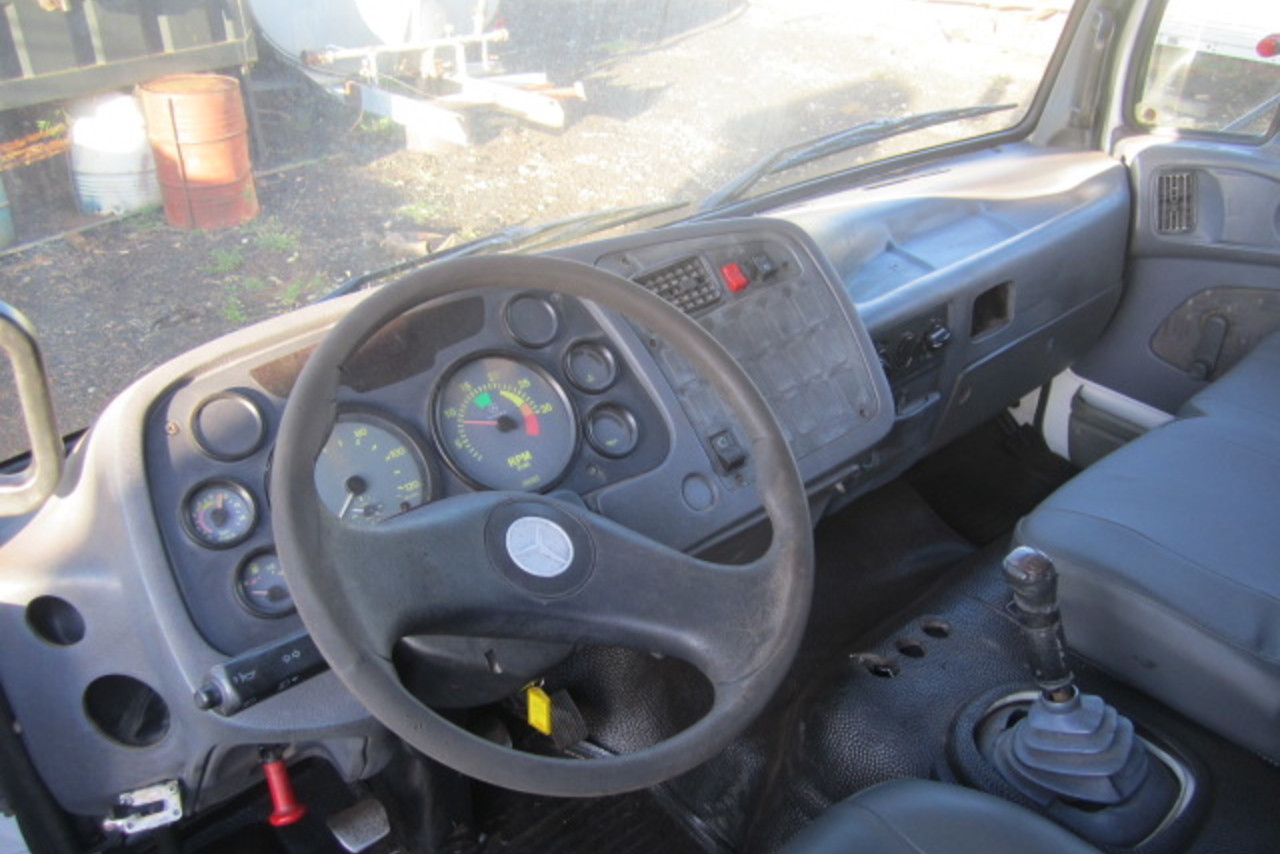 Mercedes Benz MB 1718 - 09/09 5