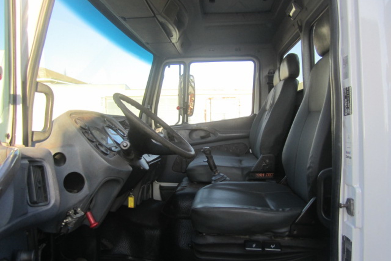 Mercedes Benz MB 1718 - 09/09 7
