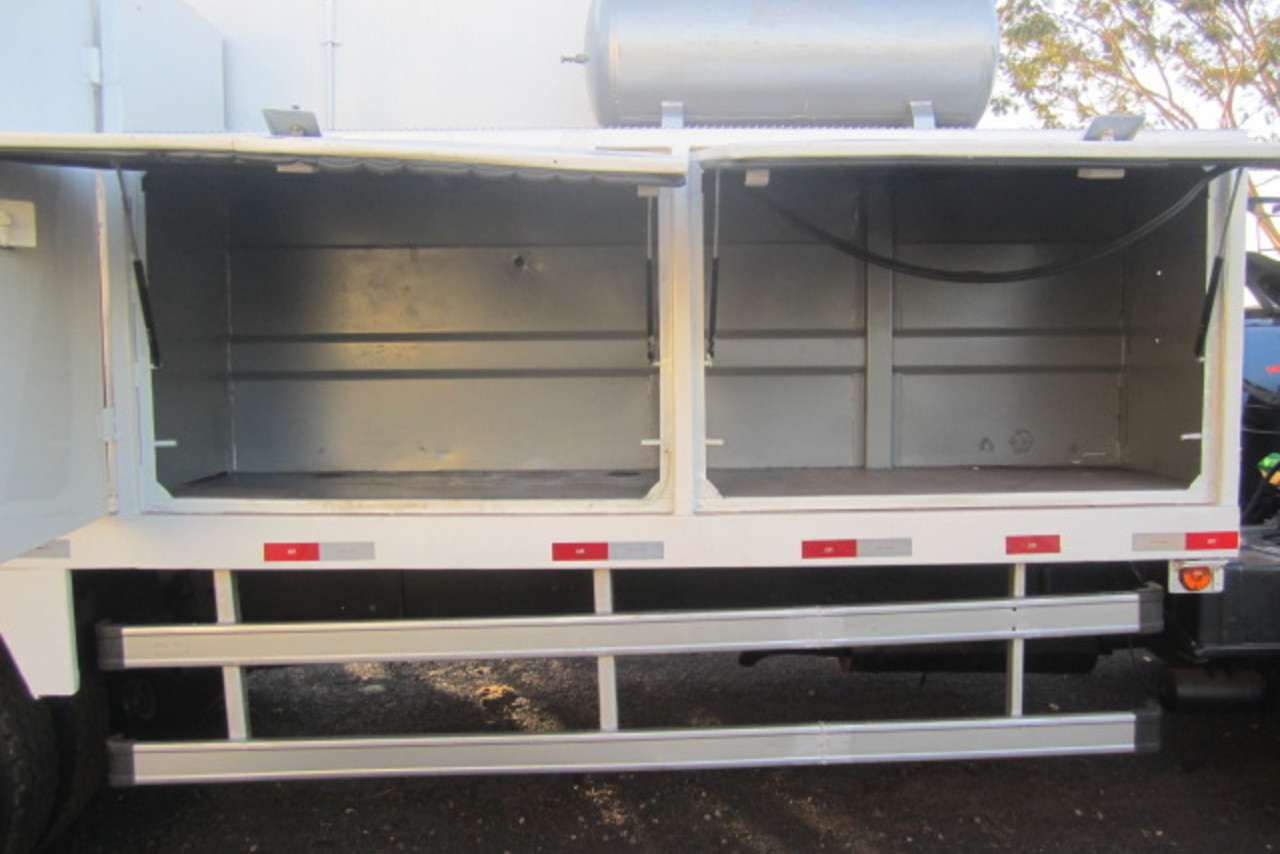 Mercedes Benz MB 1718 - 09/09 20