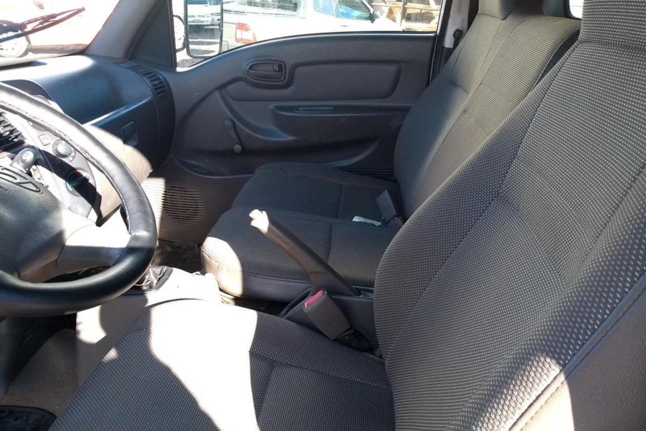 Hyundai HR - 10/10 12