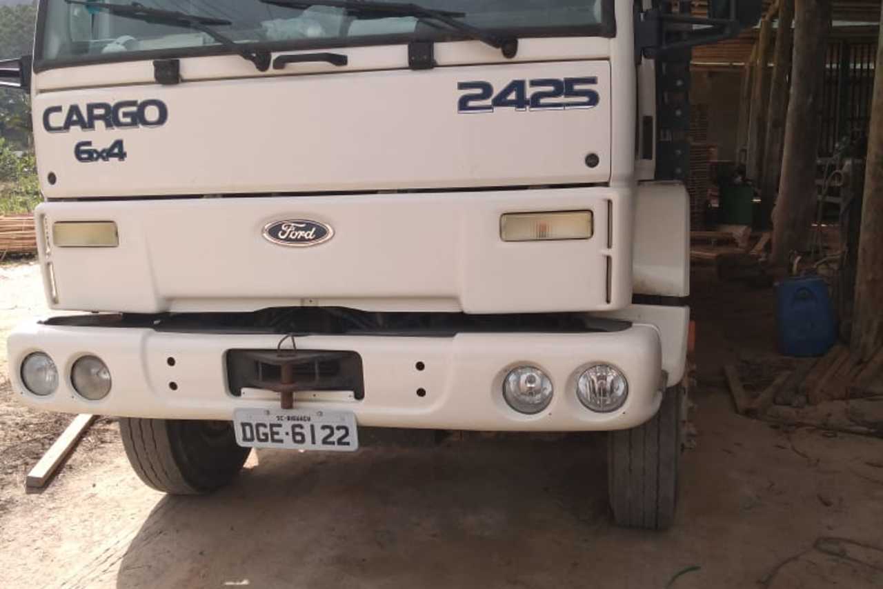 Ford Cargo2425 - 02/02 3