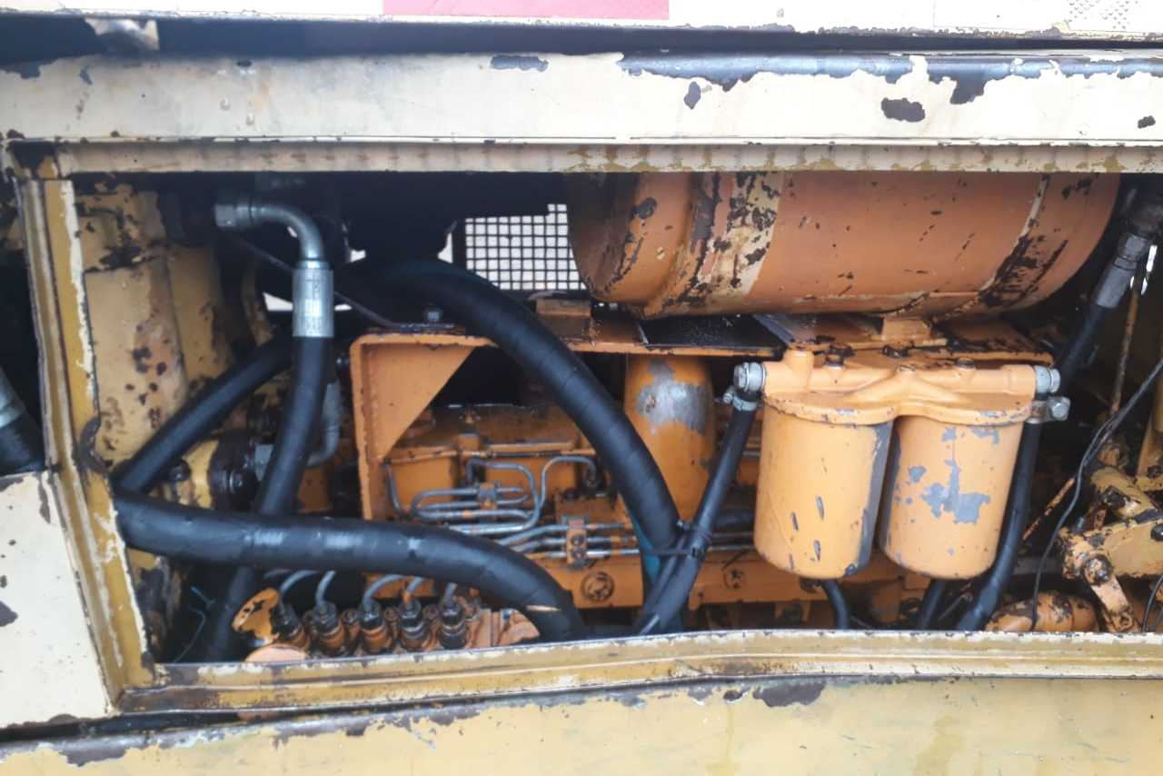 Komatsu D65 - 82/82 4
