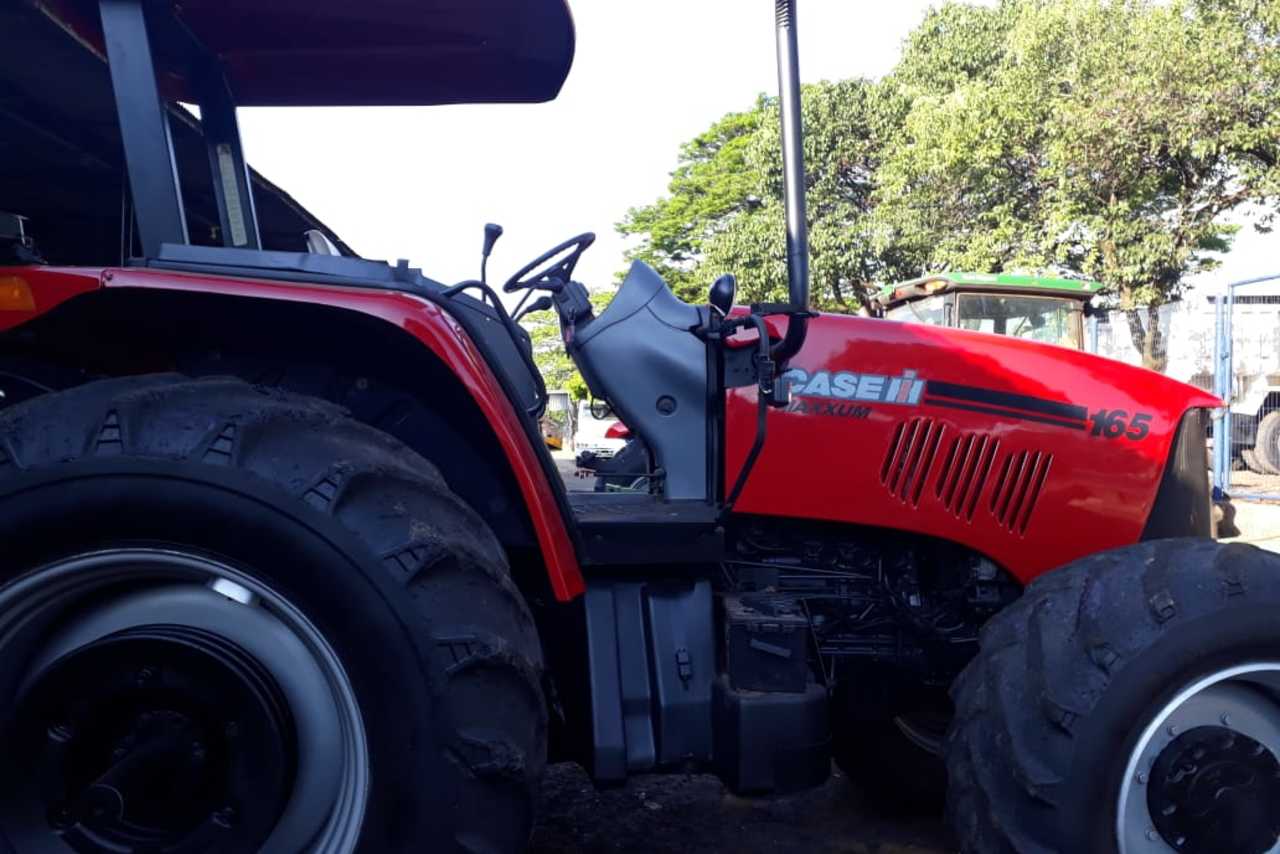 Case MX 165 - 08 3