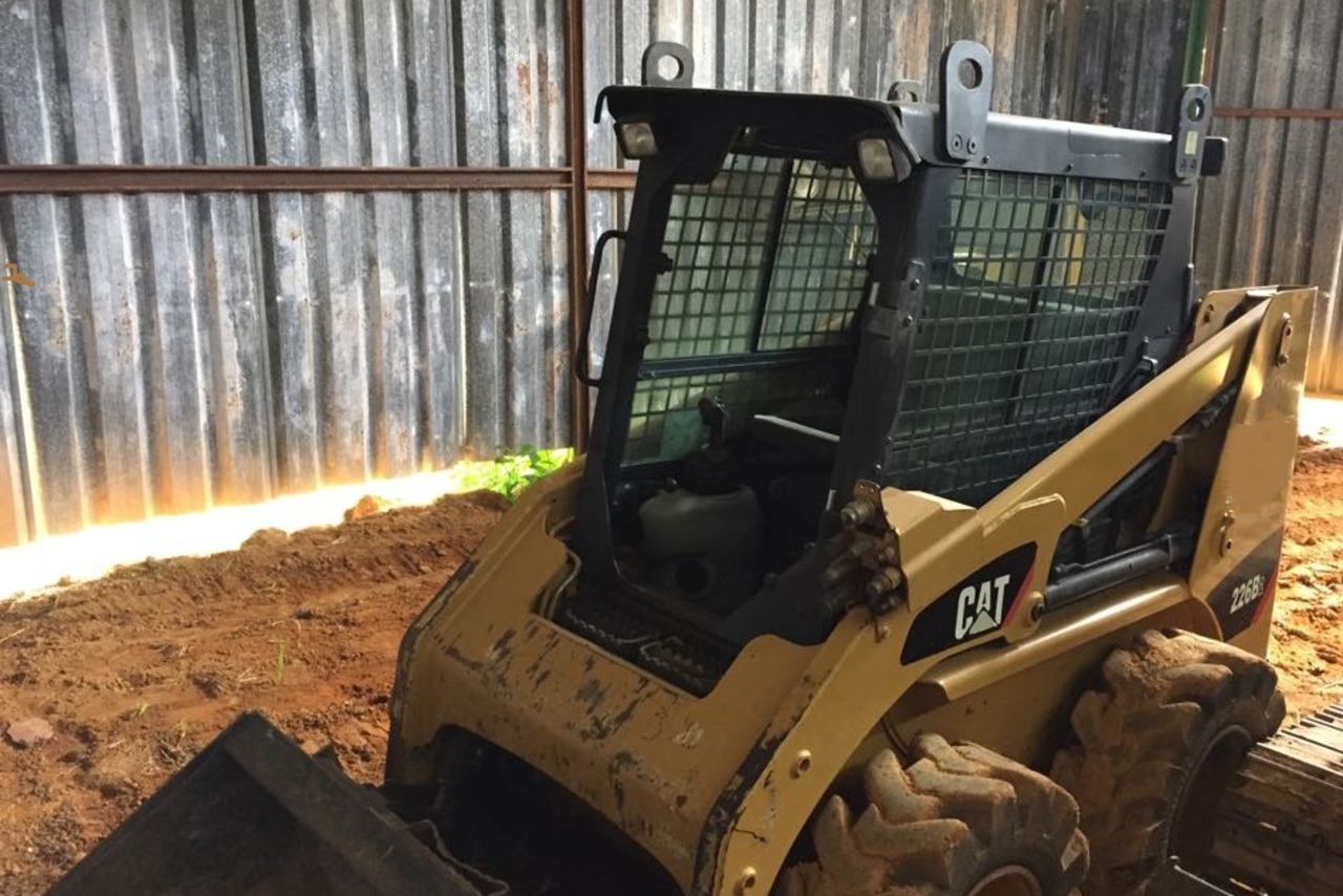 Caterpillar 226 - 12/12 5