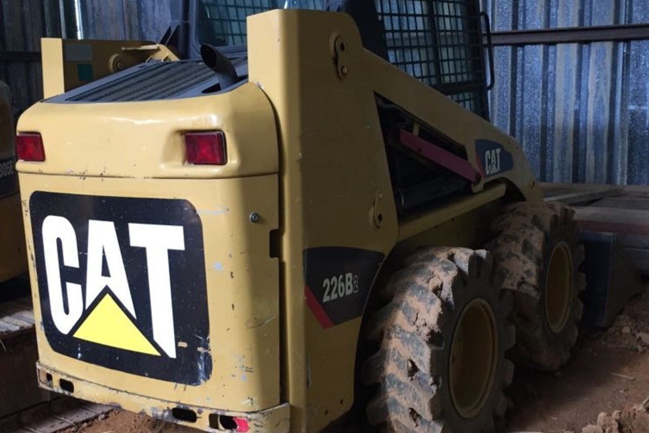 Caterpillar 226 - 12/12 6