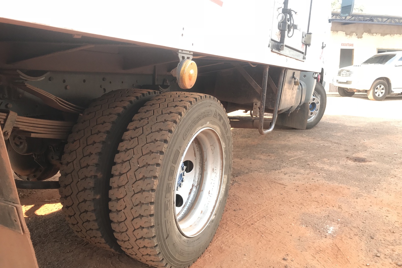 Volkswagen 8 150 - 09/09 3