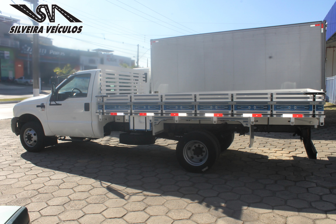 Ford F4000 - 09/09 4