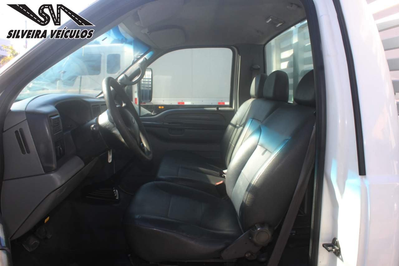 Ford F4000 - 09/09 10