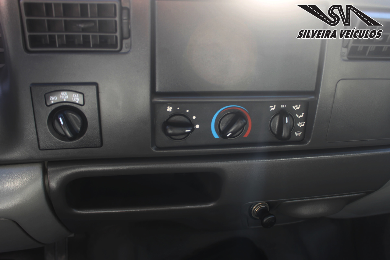 Ford F4000 - 09/09 11