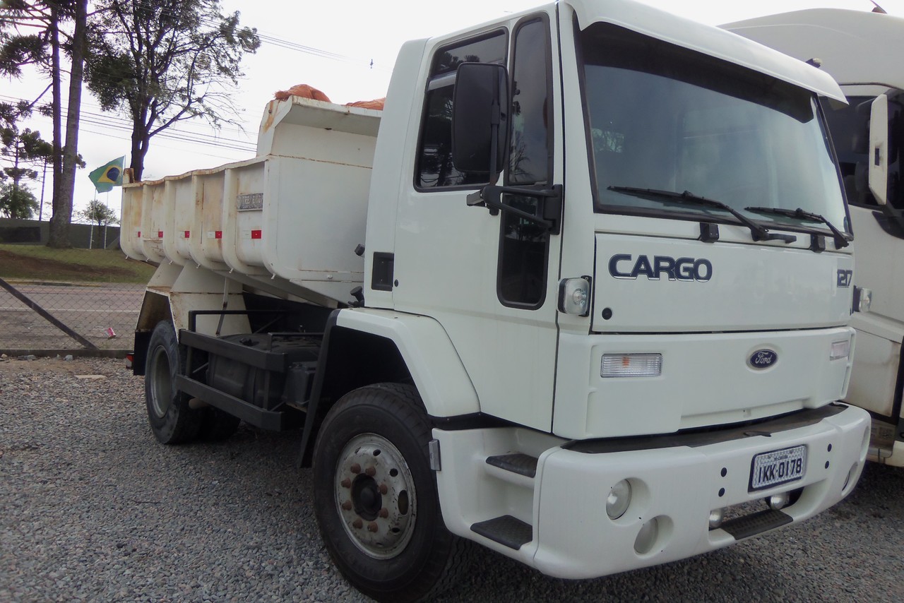 Ford Cargo1217 - 01/01 4