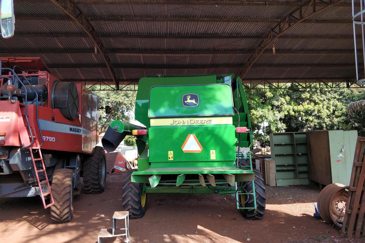 John Deere 1550 -  5