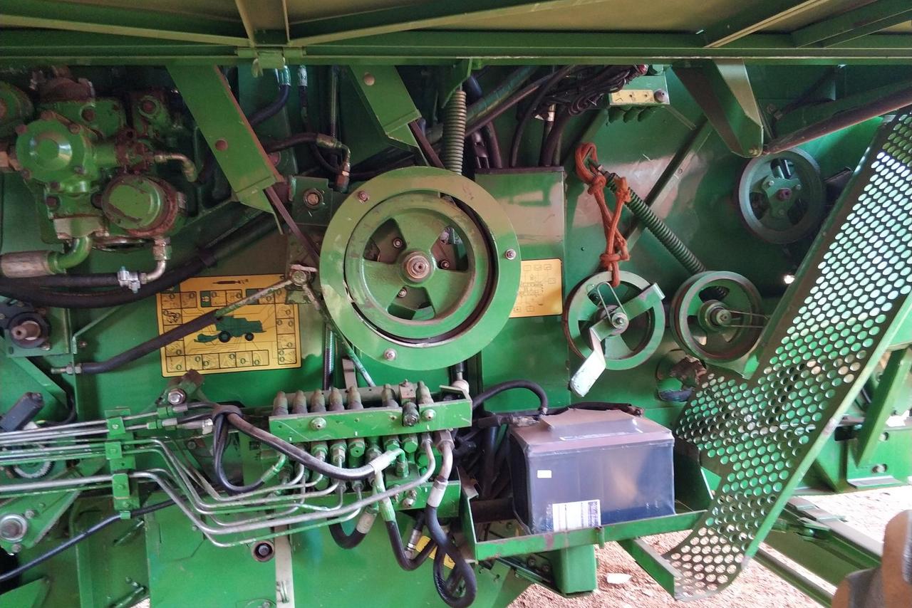 John Deere 1550 -  10