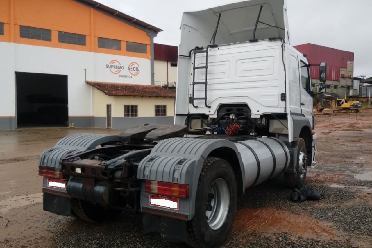 Mercedes Benz Axor 1933 - 09 7