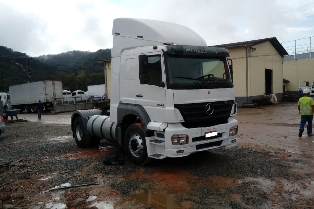 Mercedes Benz Axor 1933 - 09 9
