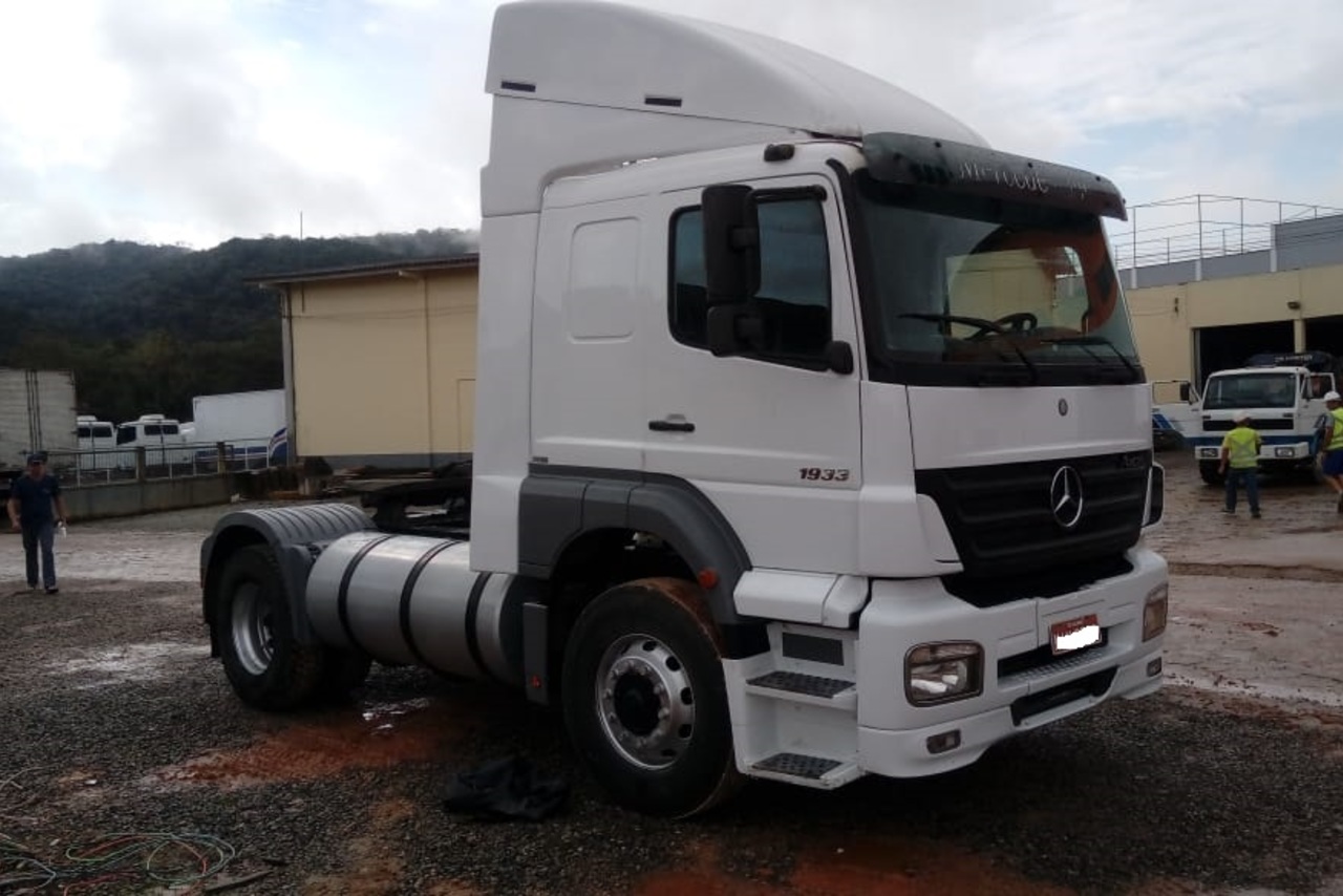 Mercedes Benz Axor 1933 - 09 16