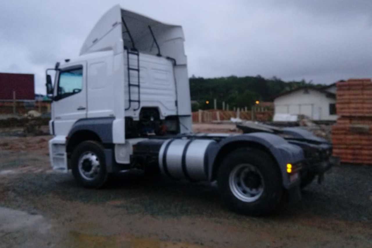 Mercedes Benz Axor 1933 - 09 18