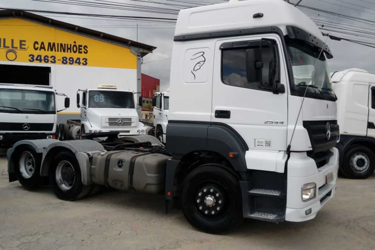 Mercedes Benz Axor 2544 - 10 4