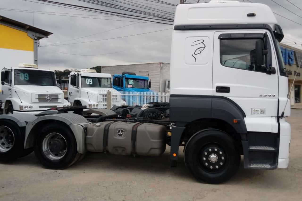 Mercedes Benz Axor 2544 - 10 6